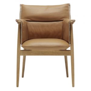 Carl Hansen E005 Embrace Stuhl 