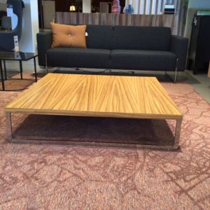 Artifort Mare Couchtisch Holz 